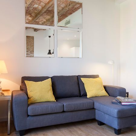 Aspasios Charming Flats Барселона Экстерьер фото