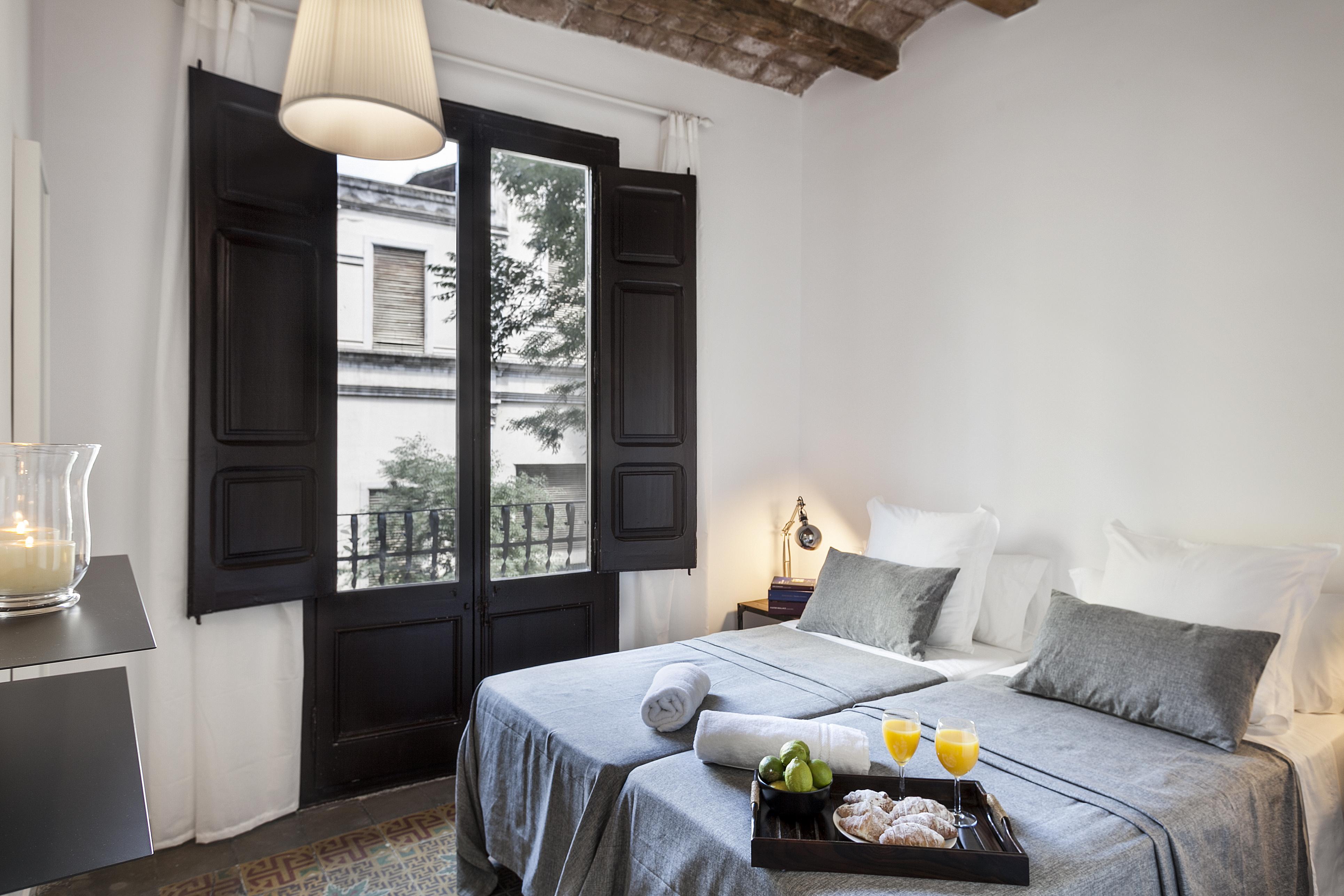 Aspasios Charming Flats Барселона Экстерьер фото