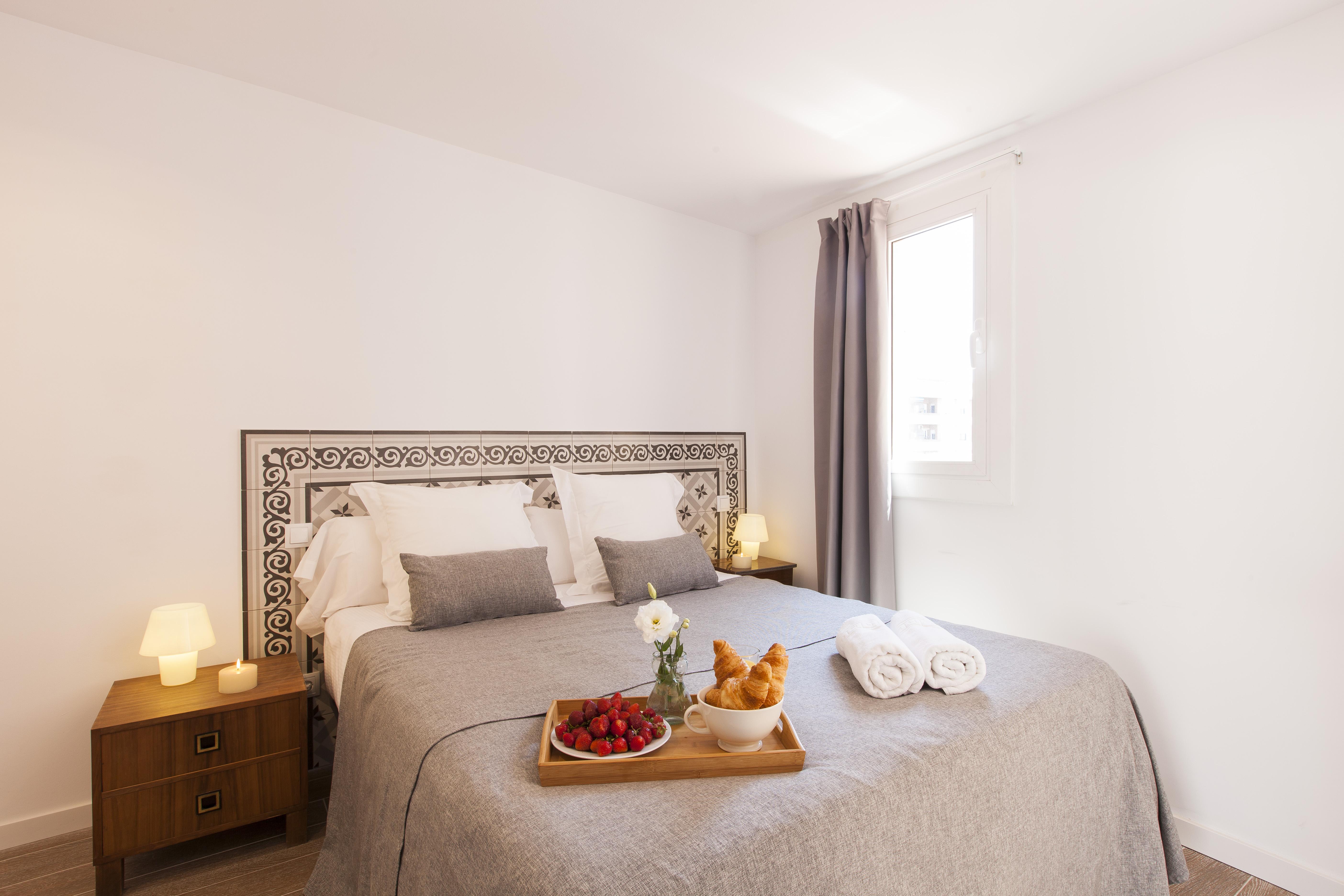 Aspasios Charming Flats Барселона Экстерьер фото