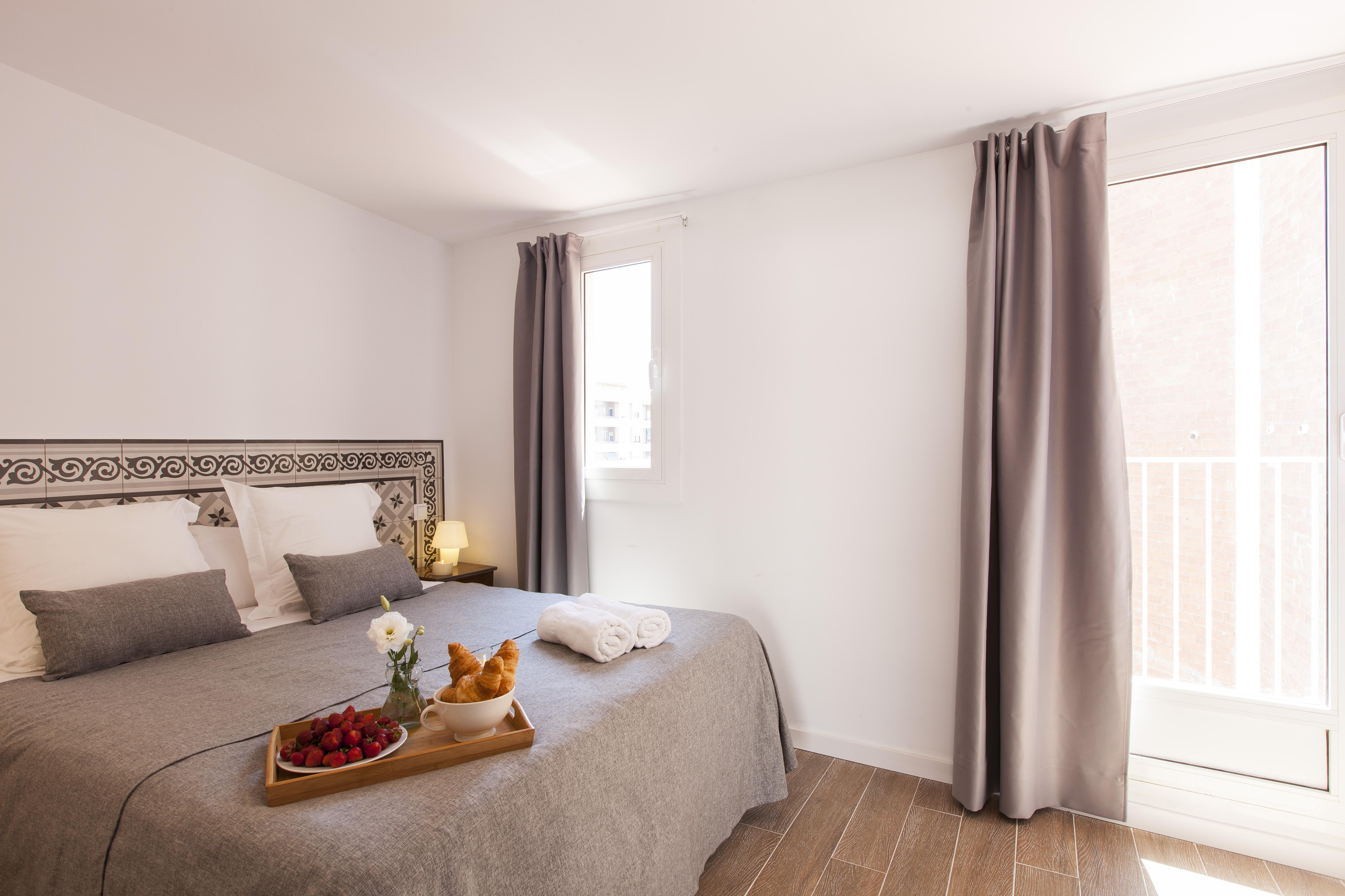 Aspasios Charming Flats Барселона Экстерьер фото
