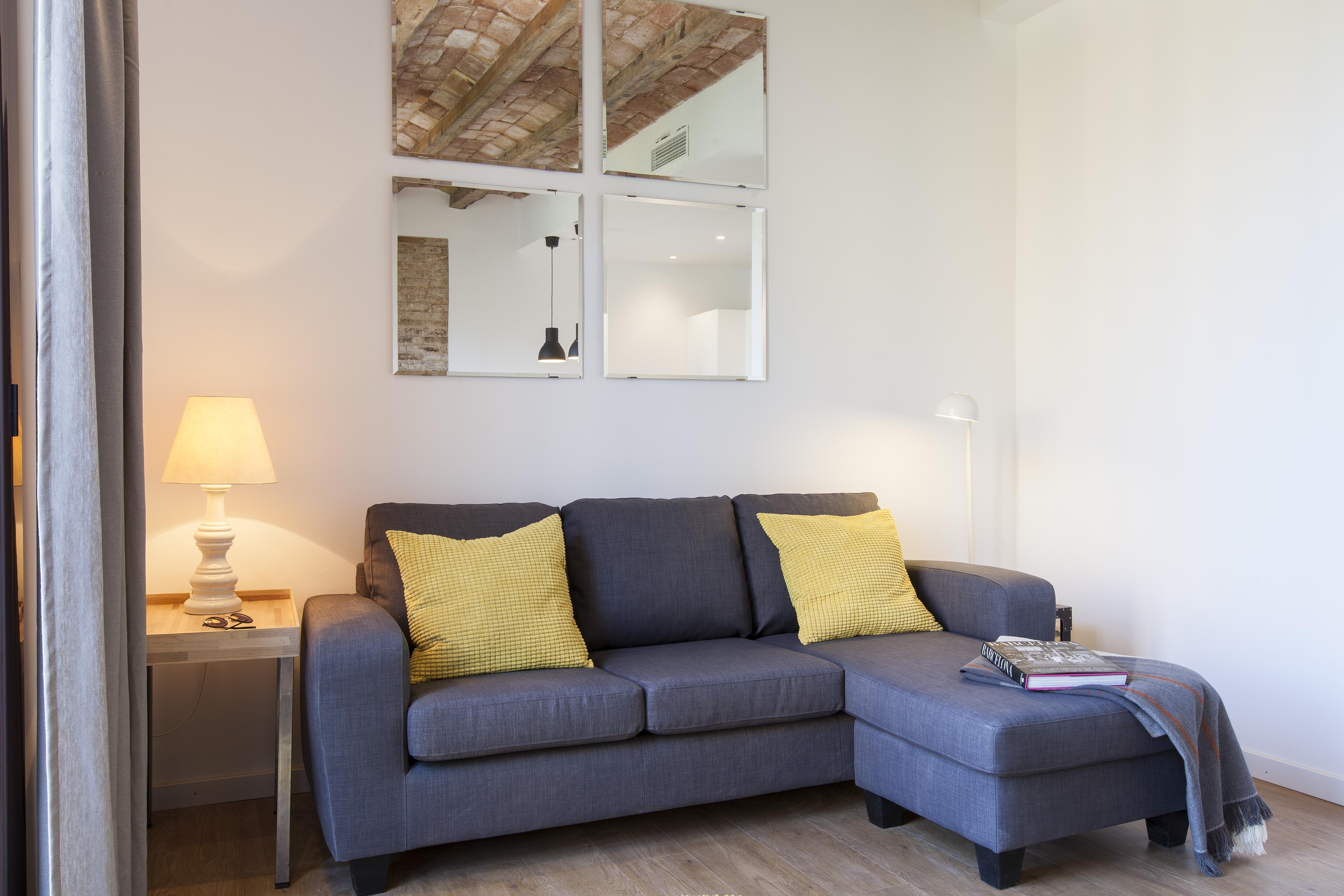 Aspasios Charming Flats Барселона Экстерьер фото