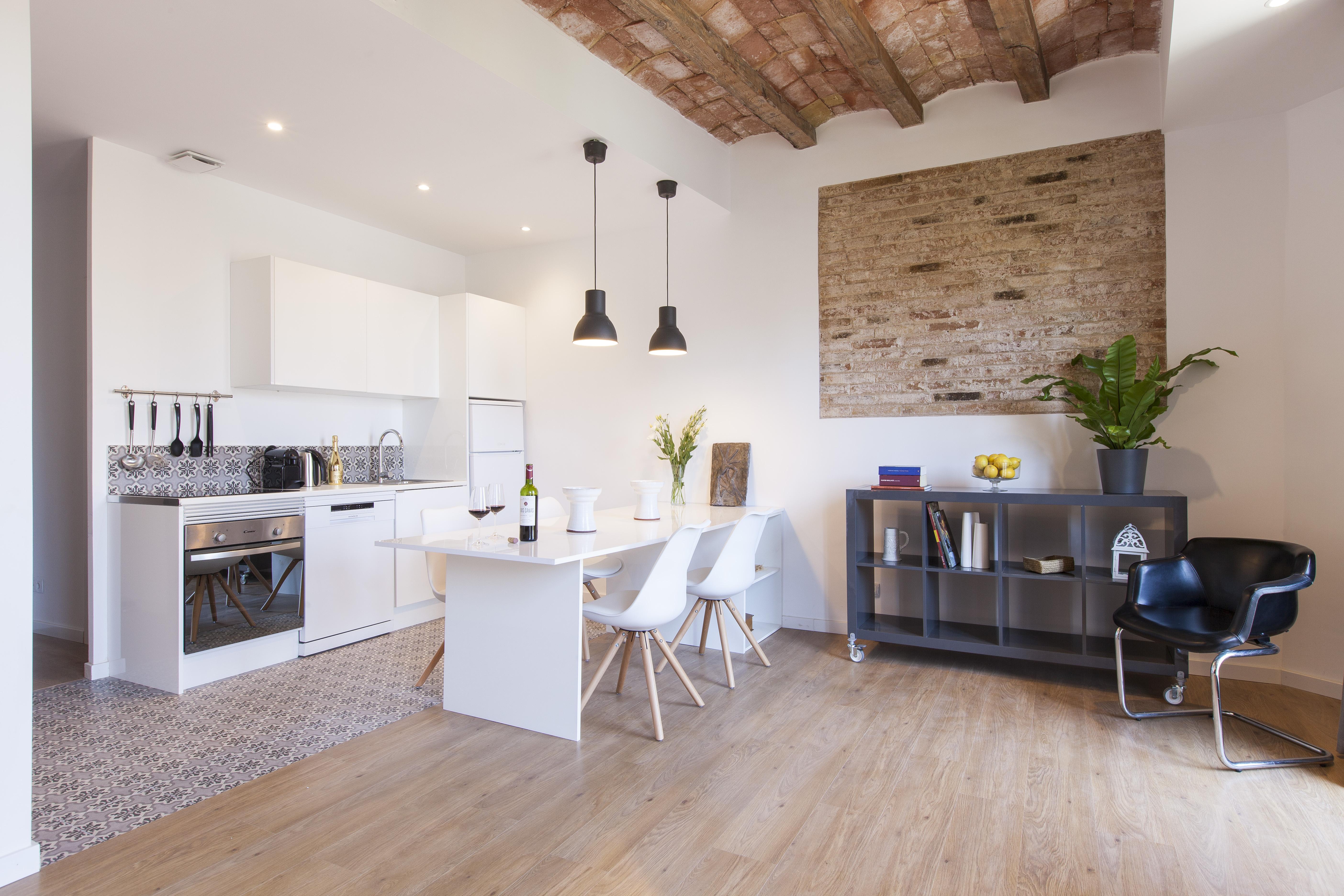Aspasios Charming Flats Барселона Экстерьер фото